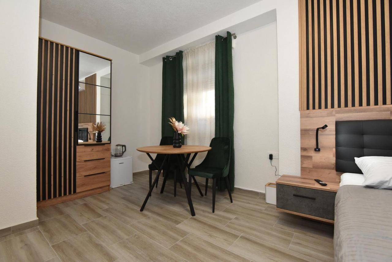 Sofia'S Studio & Room Zadar Exterior photo